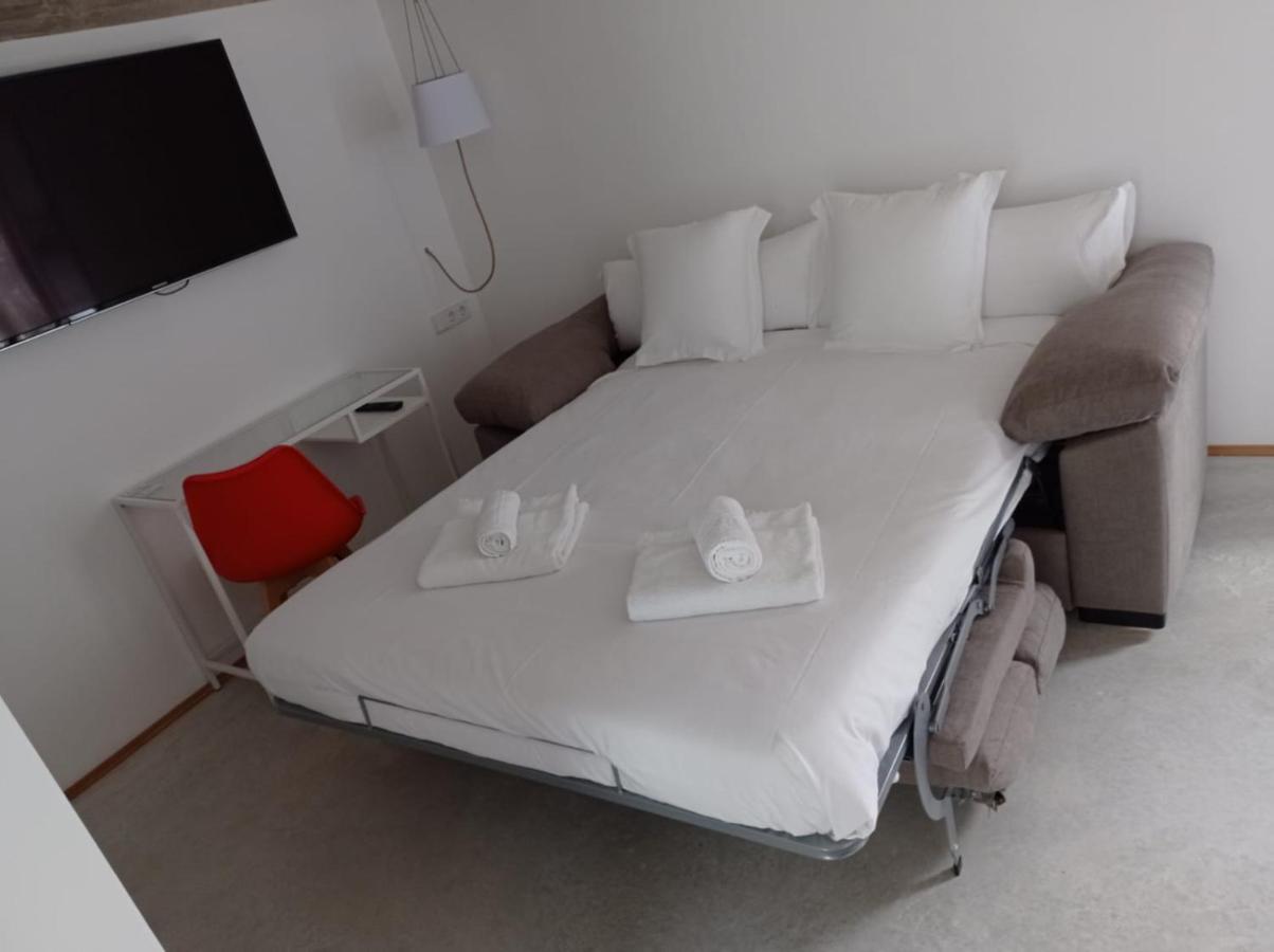 Estella Rooms - Autocheckin Exteriör bild